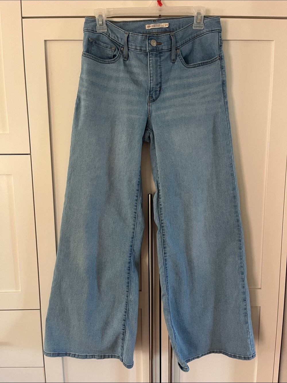 Levi’s 318 Size 29 Shaping Wide Leg Light Wash Jeans